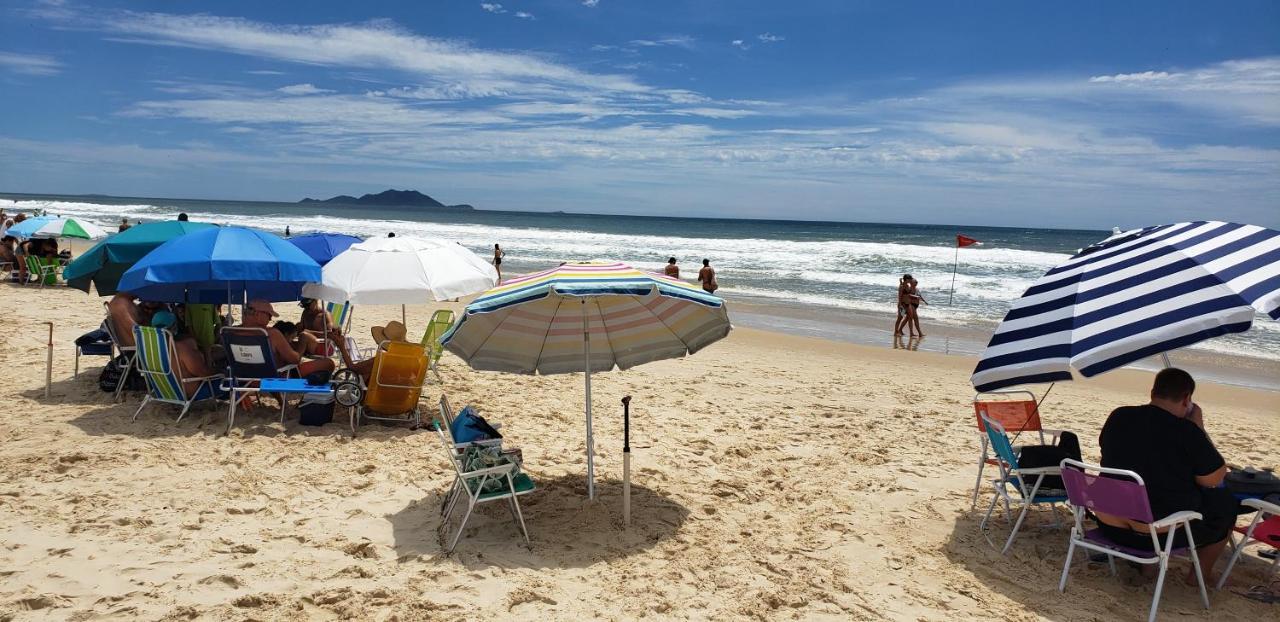 Apartamento Frente Para A Piscina A Uma Quadra Da Praia Florianópolis Exterior foto