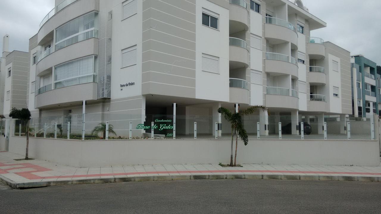 Apartamento Frente Para A Piscina A Uma Quadra Da Praia Florianópolis Exterior foto